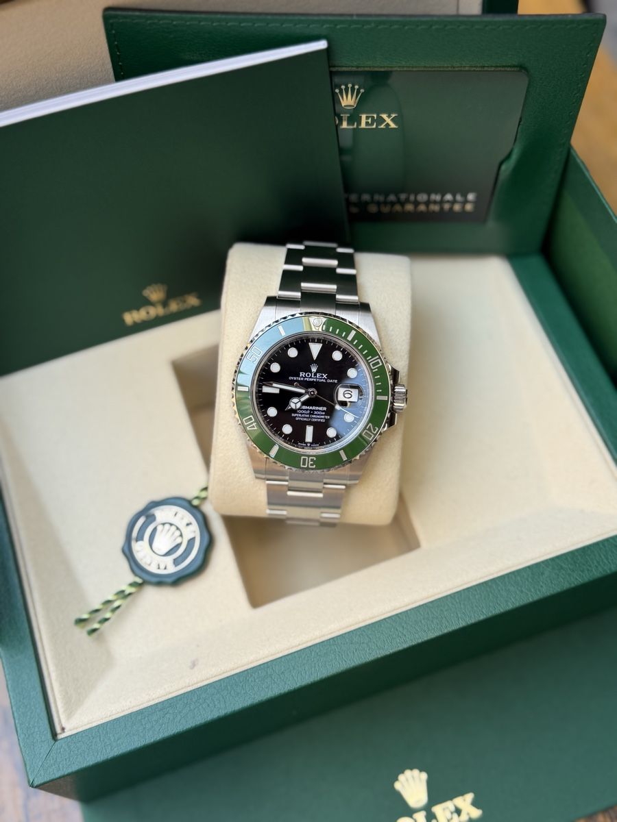 Rolex Orologi: Rolex Submariner Date Starbucks 126610LV – Nuovo e nell'imballaggio originale da Zürich venduto da watchdealer-24 7