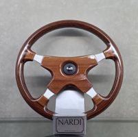 Personal Lenkrad Ambasador Mahagoni Holz
