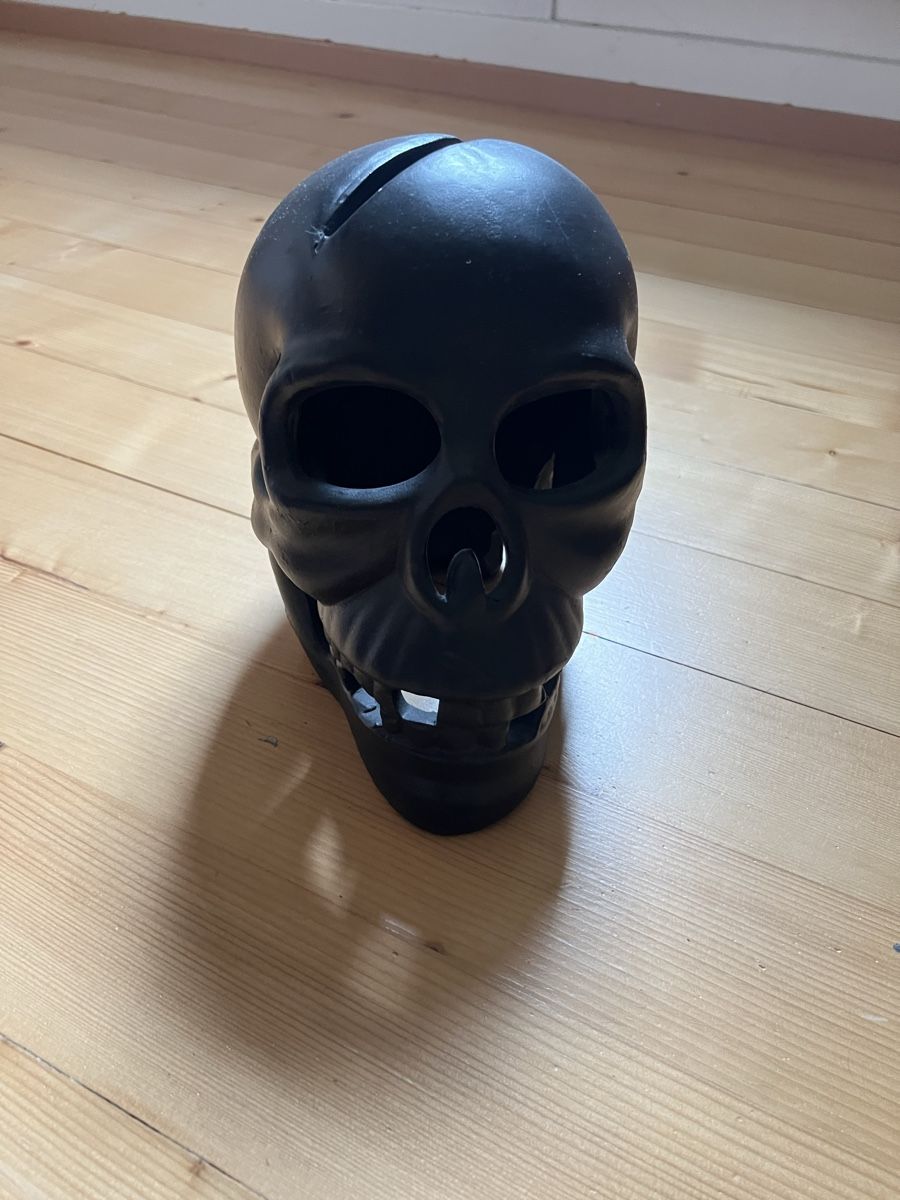 Sculture & Statue: Totenkopfskulptur – Usato da Winterthur venduto da Meier7273 2