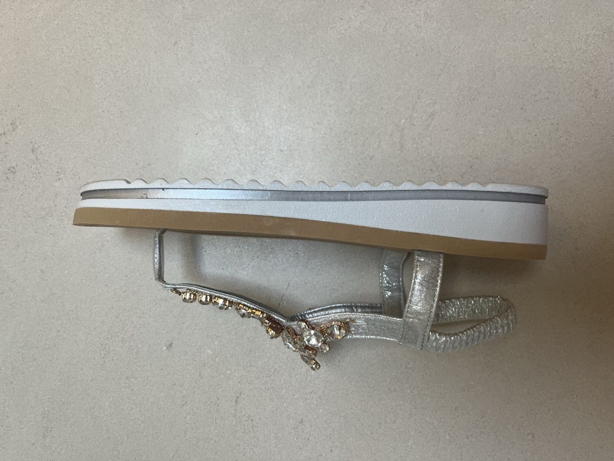 Scarpe da donna: Sandalen Silber Glitzer Gr. 40 Neu mit Box – Nuovo e nell'imballaggio originale da Zollikon venduto da ali_myc2 4