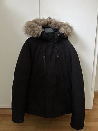 Clockhouse Winterjacke Schwarz mit Fellkapuze, Gr. M