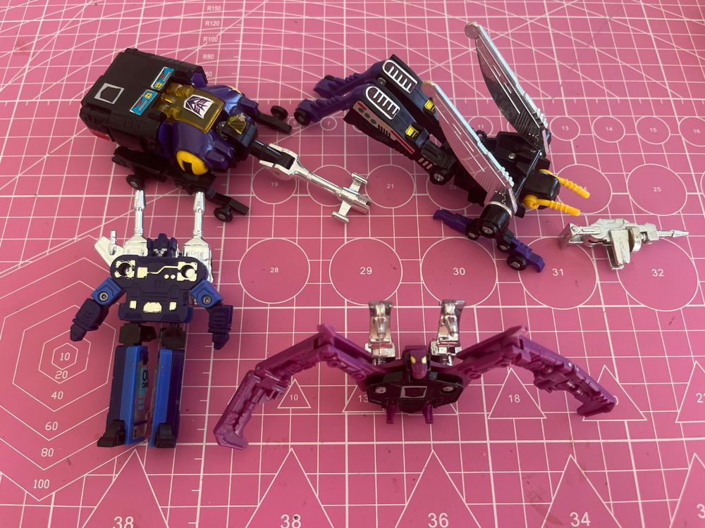 Vier Transformers G1 1986 Decepticons Insecticons (Gebraucht) in Zürich ...