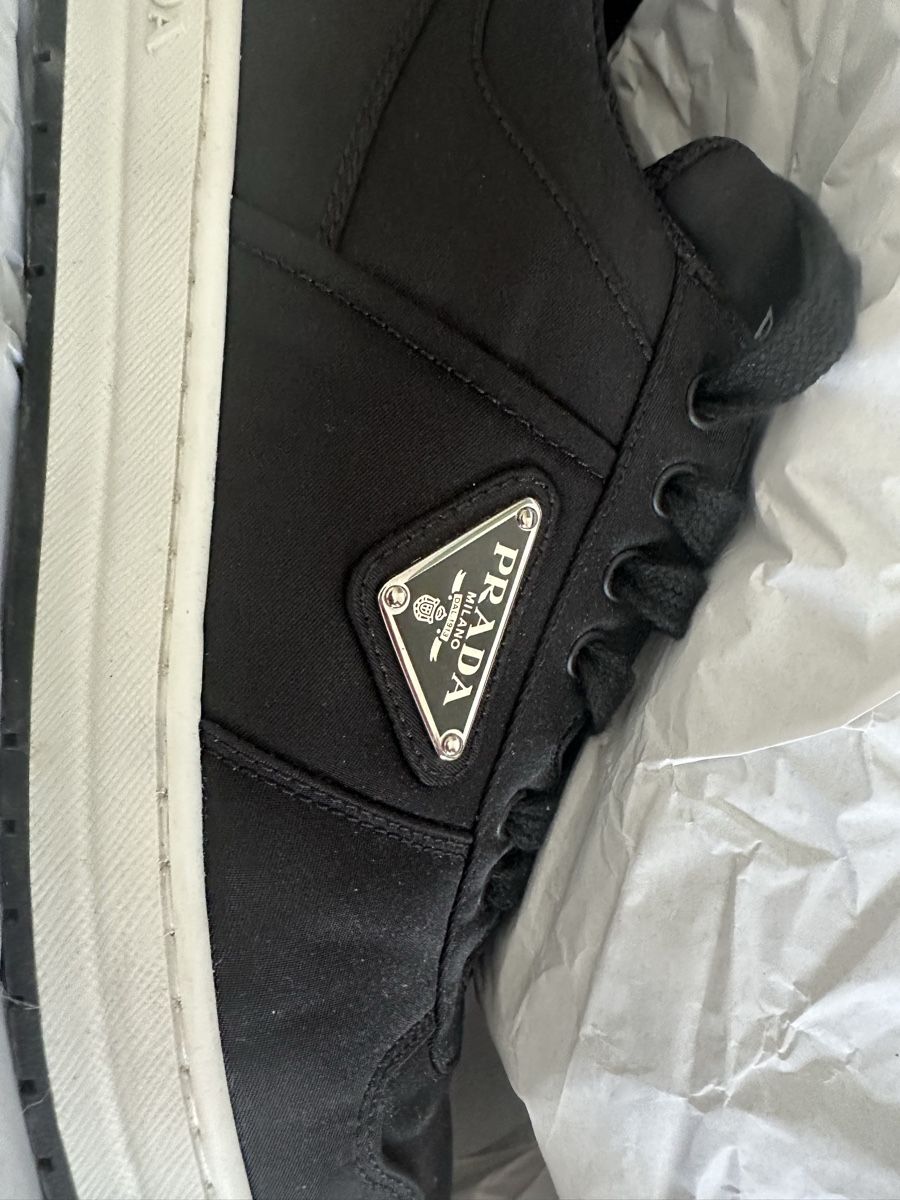 Prada Scarpe da uomo: Prada Nylon Sneaker Grösse 43.5 Ungebraucht – Nuovo e nell'imballaggio originale da St.Gallen venduto da Patrickaurel99 2