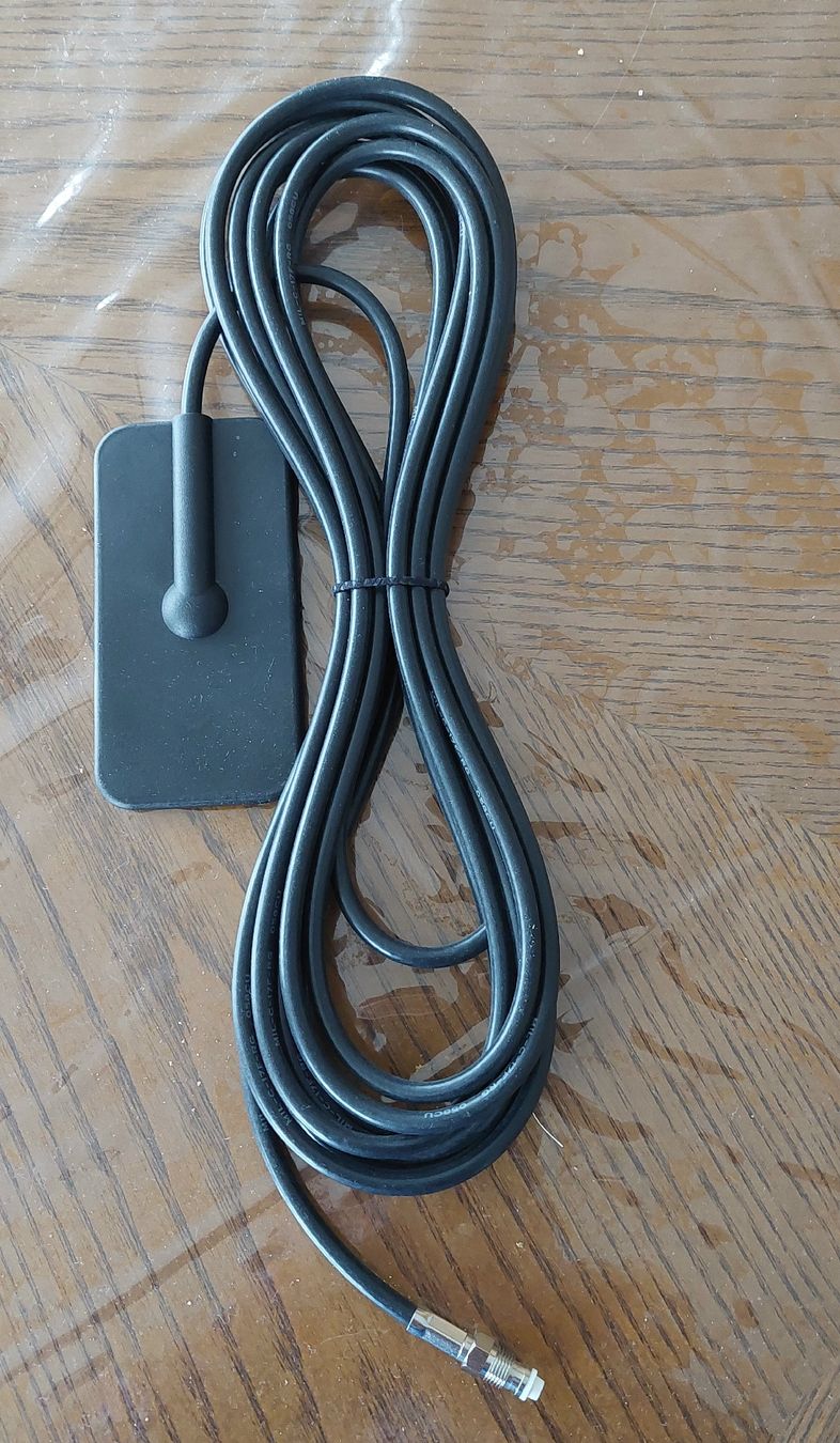 Funktechnik: GSM-Klebeantenne. – Neu und originalverpackt aus Bauma von rtvstr