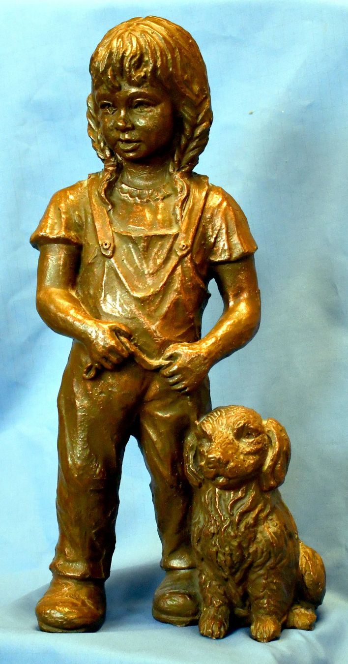 Statuette: Figur Junge mit Hund von Gerrt Kunen – Usato da Rotkreuz venduto da salsanera