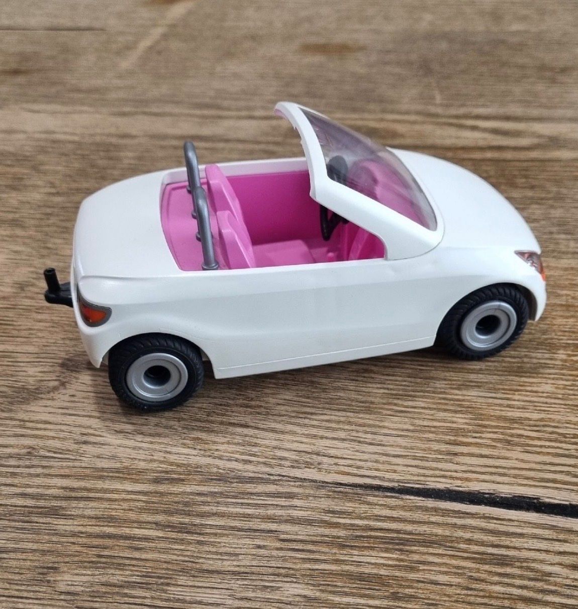 Playmobil Giocattoli: Playmobil Cabrio weiss-pink – Usato da Rafz venduto da SaintCruz 2