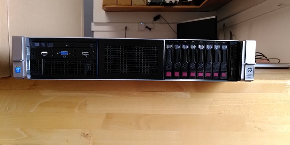 Server HPE ProLiant DL380 Gen9: 2x Xeon E5-2650 V4 2.2GHz 12 Core, 32GB RAM