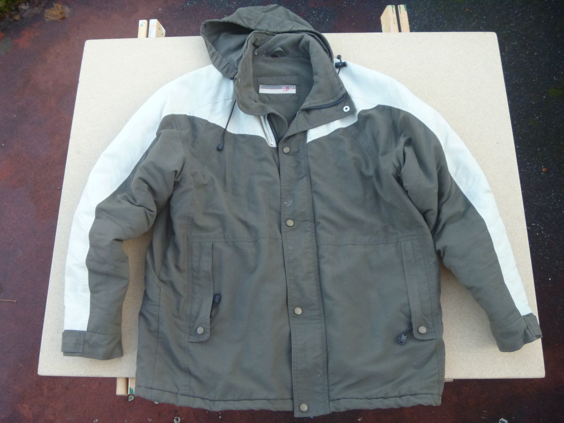 Vestes: Winterjacke von GRV Grösse 52 – D'occasion à Rüti ZH par baumchen 2