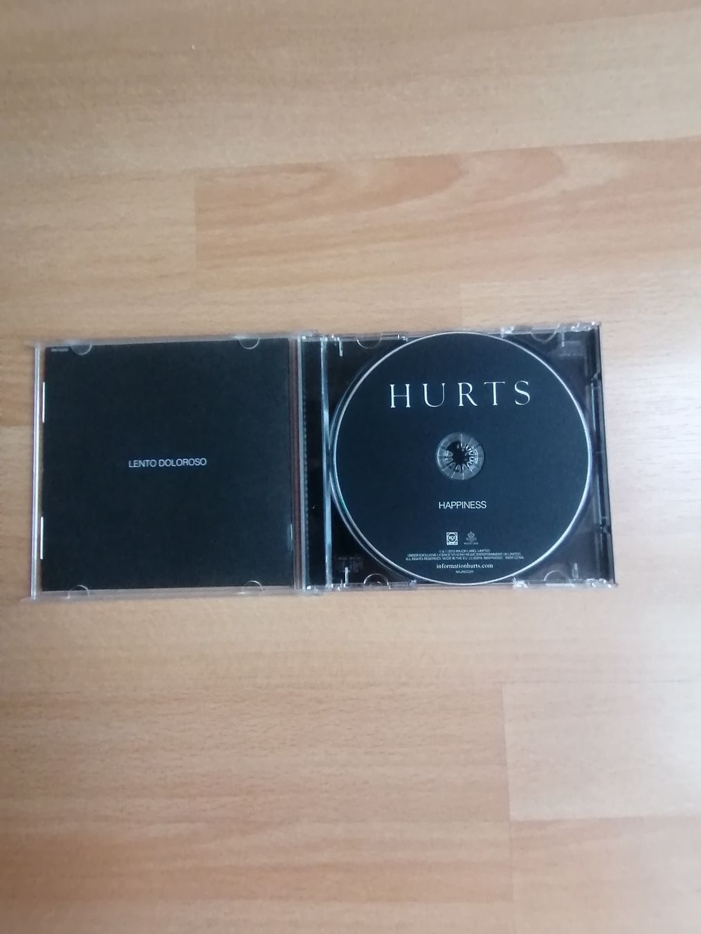 CDs: Hurts - Happiness – Gebraucht aus Hägendorf von Fiooo 2