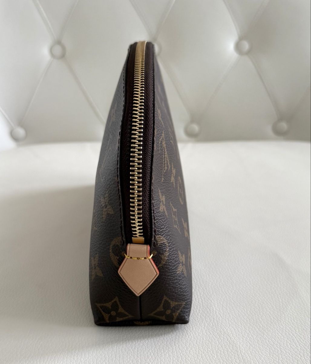 Louis Vuitton Custodie per cosmetici: Louis Vuitton Kosmetiktasche GM in Monogram Canvas – Nuovo (secondo la descrizione) da Zürich venduto da Luxurystyleschweiz 2