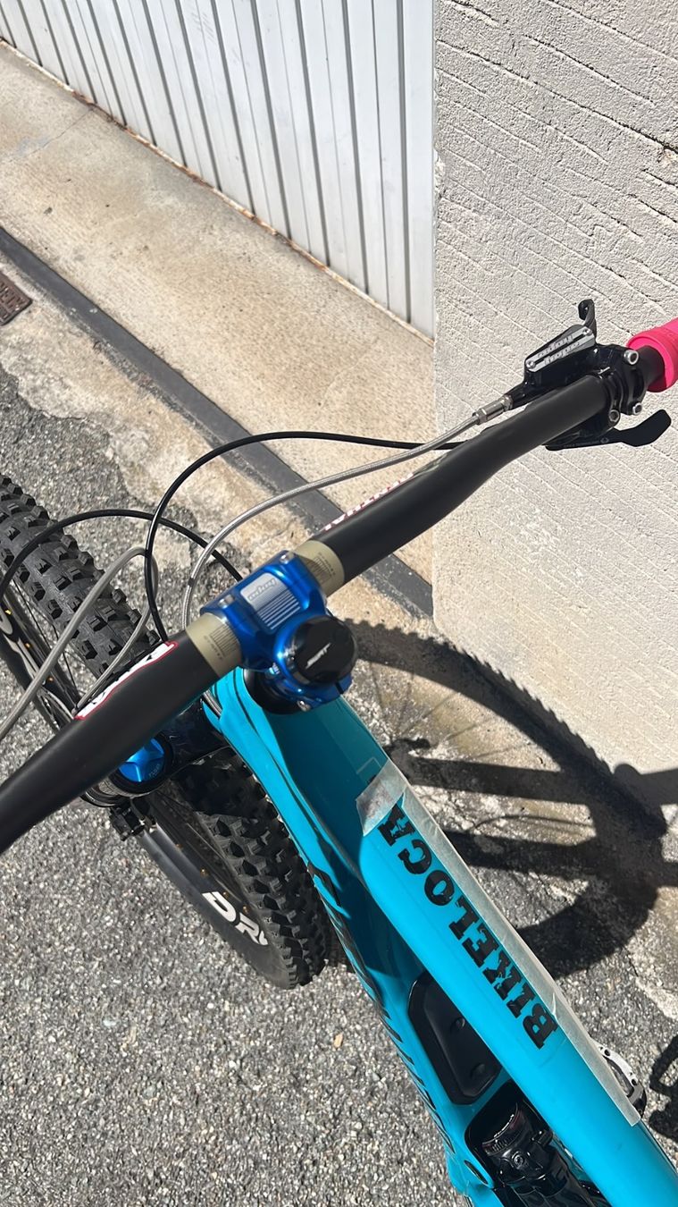 Specialized Biciclette: Specialized Enduro Comp 2021 - Custom – Usato da Adliswil venduto da alb_vym5 4