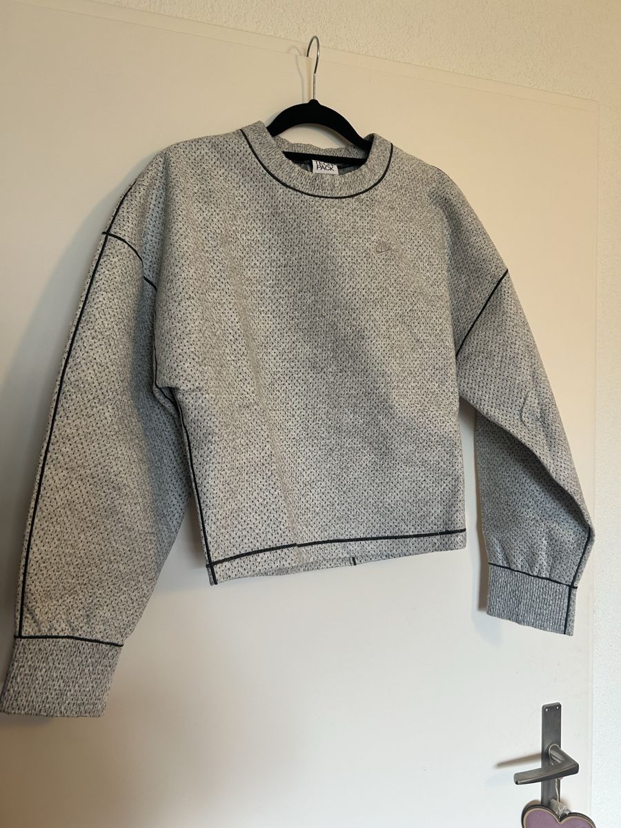 Nike Maglioni & Felpe: Nike Damen Sweatshirt – Nuovo e nell'imballaggio originale da Bad Ragaz venduto da ocl_2fyc