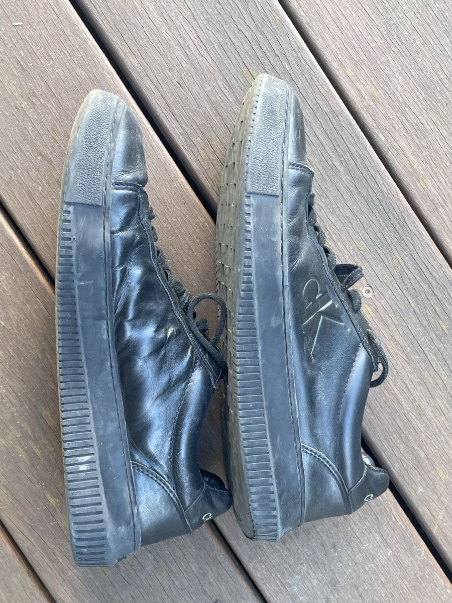 Calvin Klein Scarpe da uomo: Chaussures noires 43-44 – Usato da Commugny venduto da arm_7m7m 2