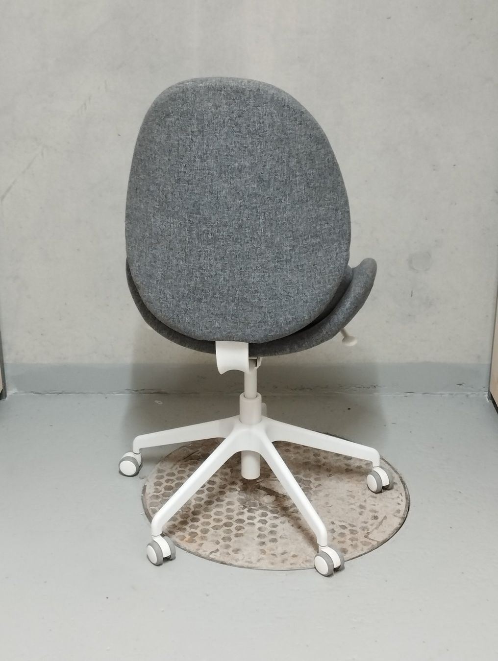 Ikea Sedie: Chaise Ikea HATTEFJÄLL – Usato da Prilly venduto da Gesamtkunstwerker 1