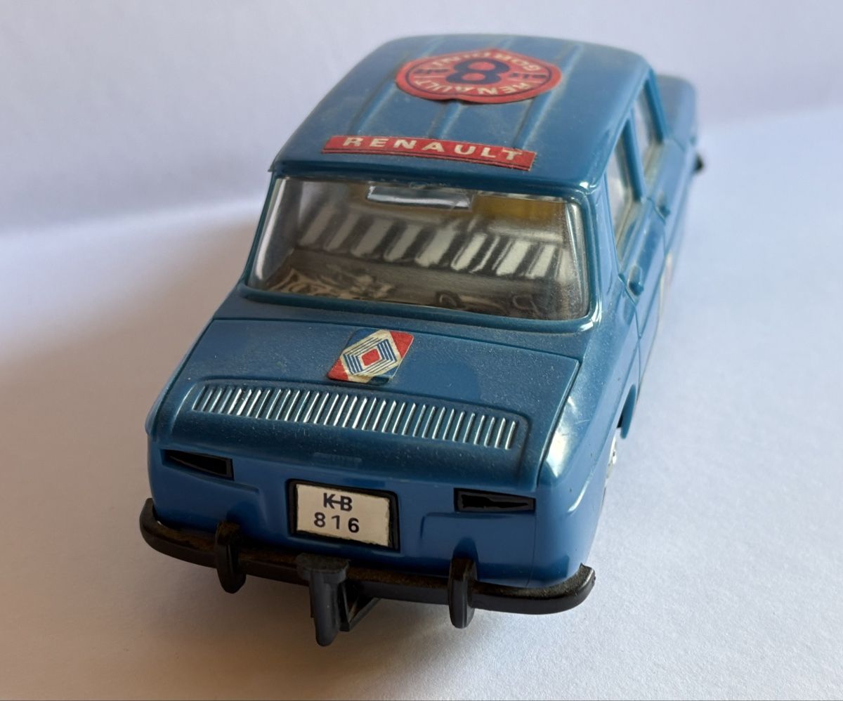 Renault Modellini d'auto: Renault 8, 1/20 – Usato da Le Châble VS venduto da Dudu57 2