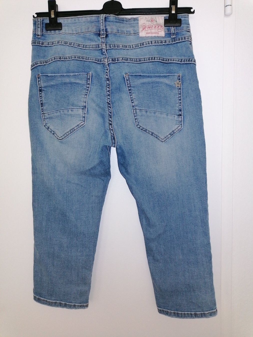 Pantalons: Caprihose – D'occasion à Dübendorf par an_nk8z 1