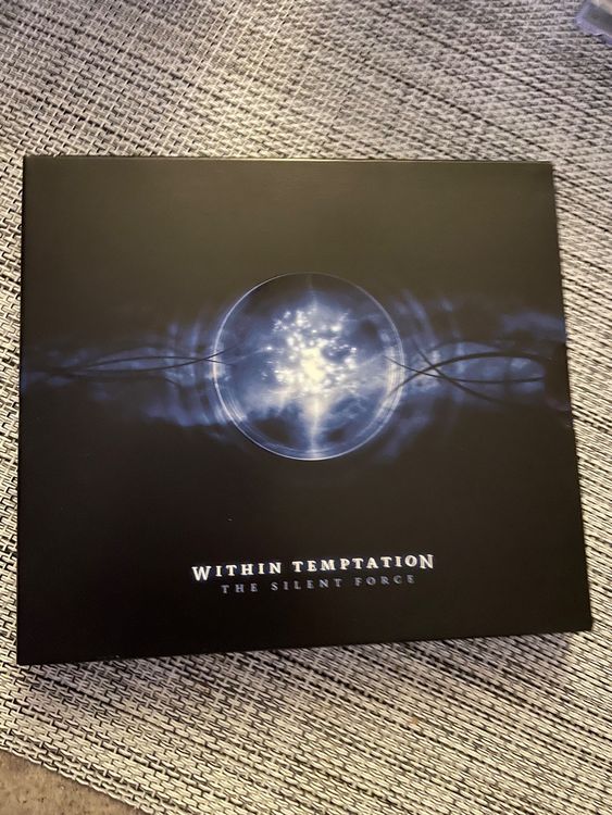 Within Temptation – The Silent Force (Digipack) 1