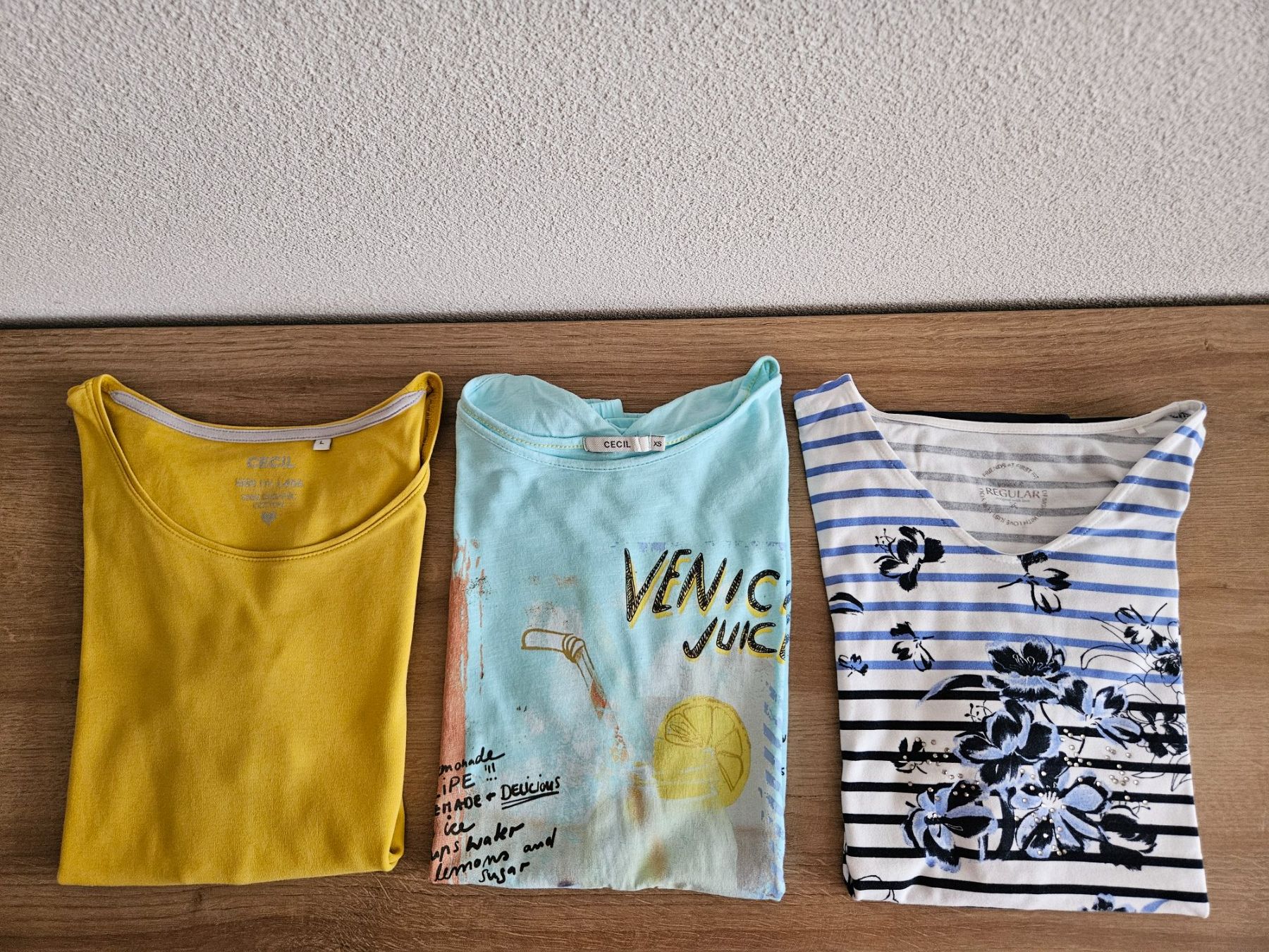 T-shirt: 5 Stk. Damen T-Shirt's – Usato da Möriken AG venduto da pam66 6