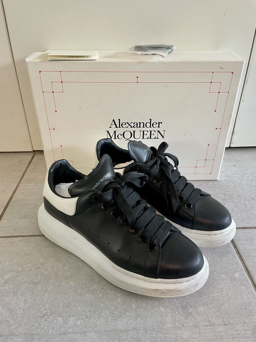 Alexander Mcqueen Scarpe da donna: Alexander McQueen Larry Sneakers 39.5 – Usato da Roche VD venduto da closetcleanse 3