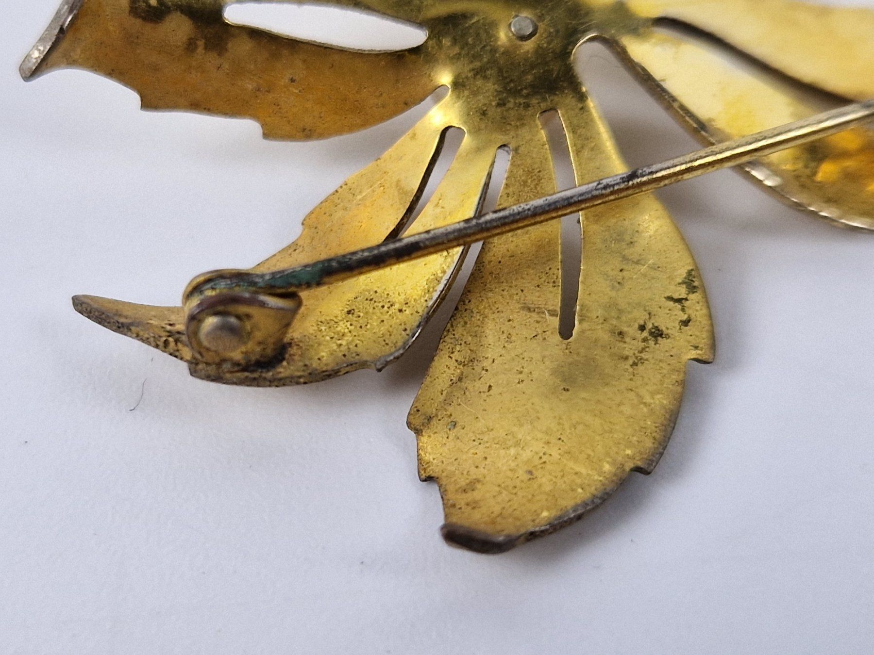 Spille & Fermagli: Goldene Blumenbrosche mit Perle – Usato da Muhen venduto da Restwert_Muhen 3