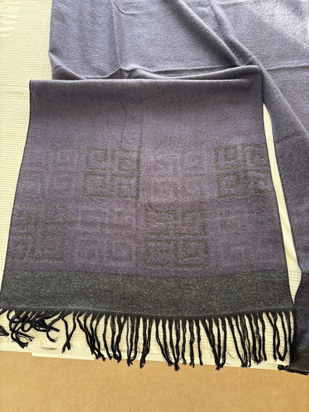 Altro in Moda donna: warmer Poncho – Usato da Brislach venduto da Honolala 2