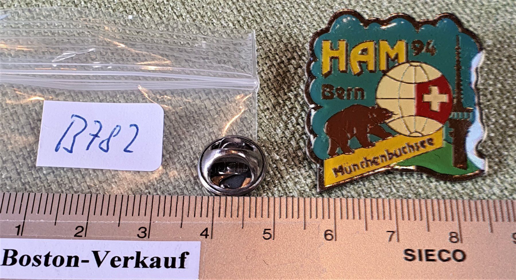 Placchette & Badge: B782 - Pin Münchenbuchsee HAM 94 Bern CH – Usato da Reinach BL venduto da Boston-Verkauf 2
