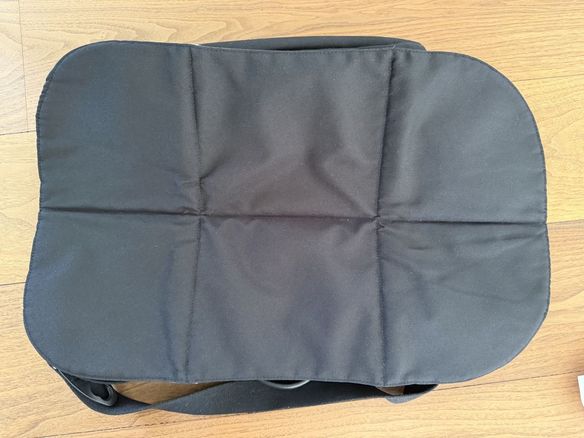 Bugaboo Kindertaschen: Bugaboo Wickeltasche inkl Wickelunterlage – Gebraucht aus Zürich von mahin01 2