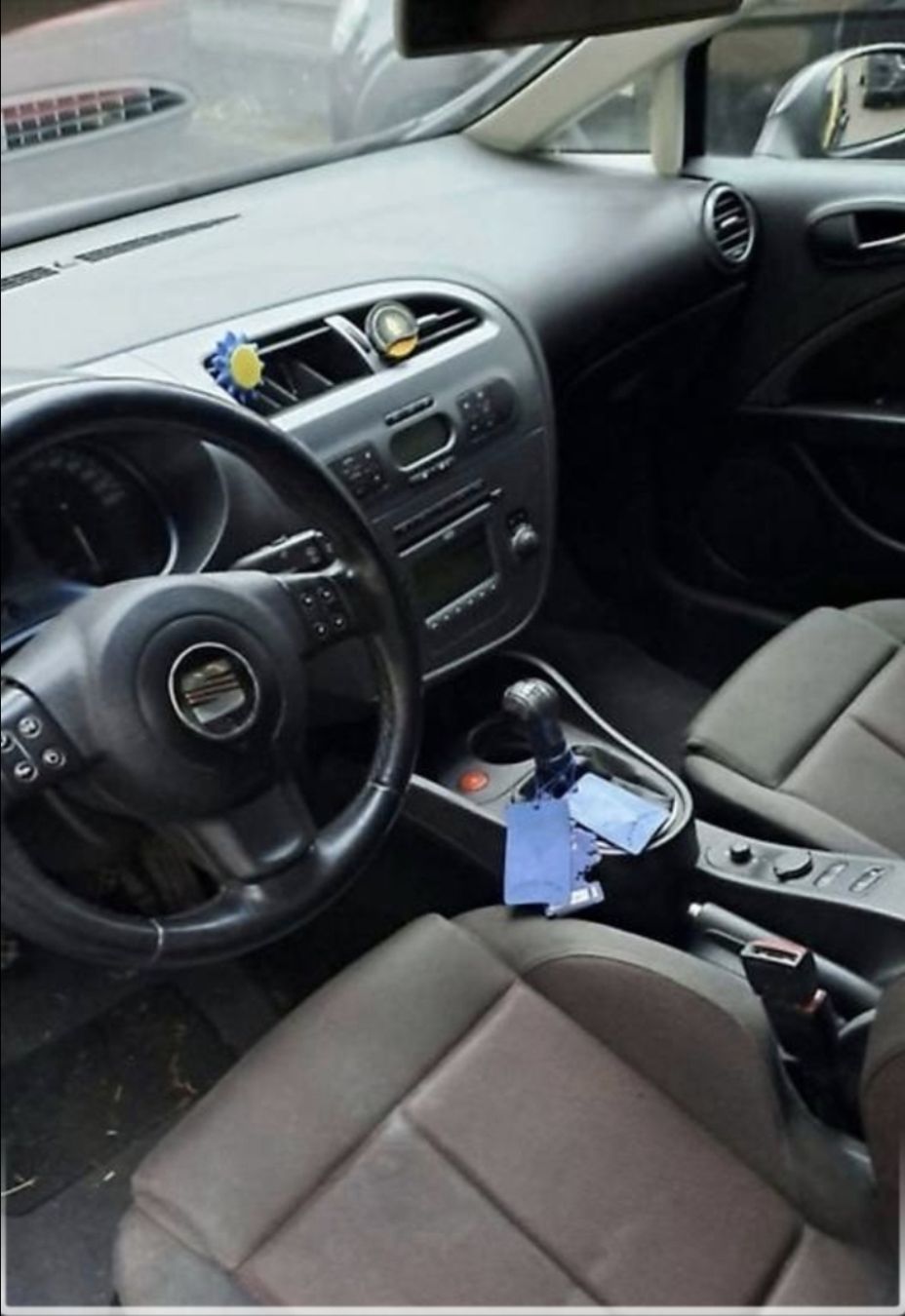 Seat Autos: Seat Leon 1.6 ANNO 2007 – D'occasion à Bodio par sal_6mmw