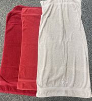 Badetücher 2 rot 1 beige mit Stickerei 3Stück