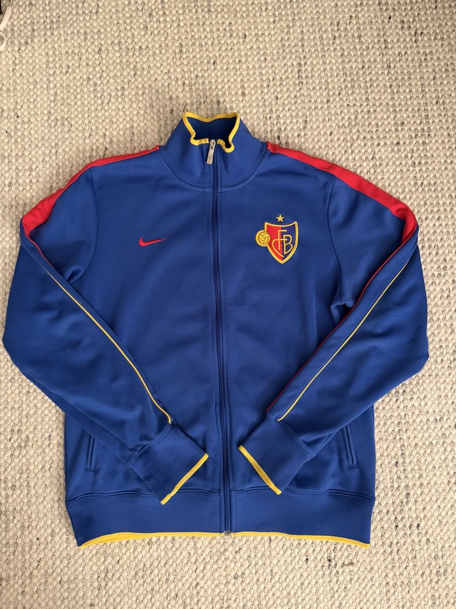 Nike Giacche: FC Basel Trainingsjacke Vintage 2011/12 – Nuovo (secondo la descrizione) da Solothurn venduto da J_93