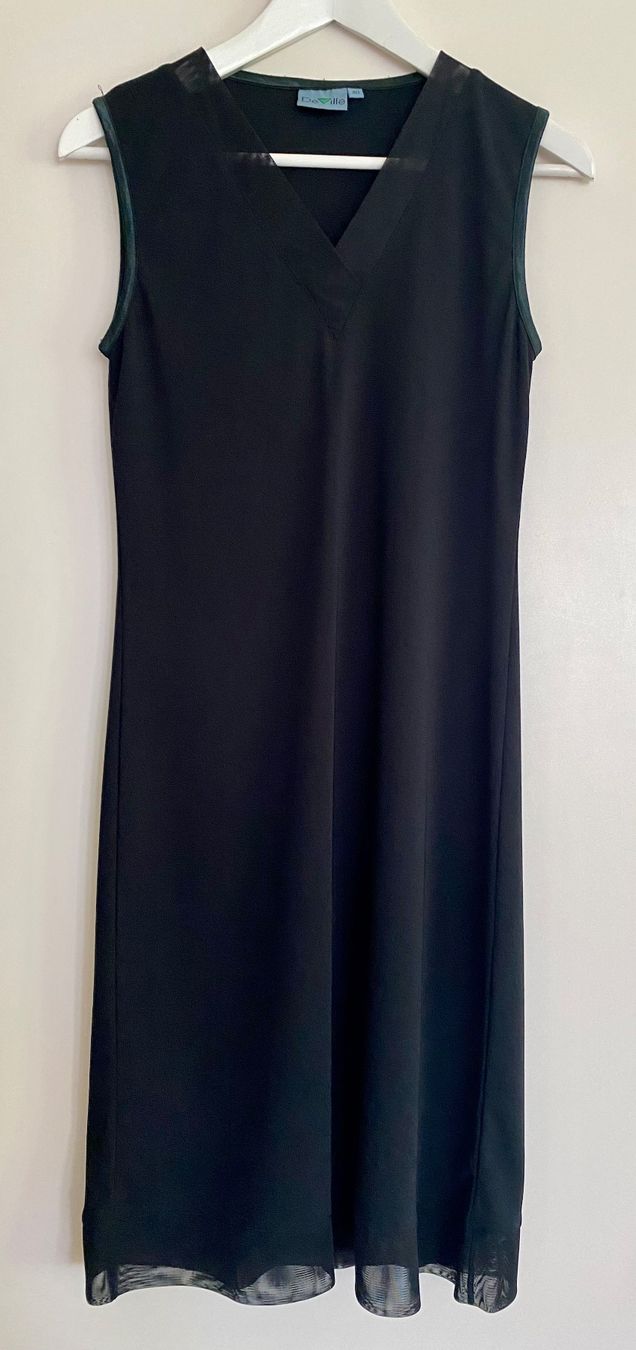 Vestiti: Kleid / Strandkleid in Schwarz, Gr. M – Usato da Zürich venduto da Maria2021