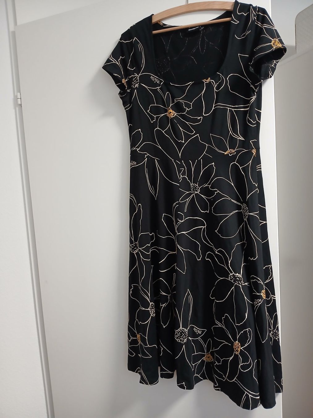 Desigual Vestiti: Desigual Kleid – Nuovo (secondo la descrizione) da Wettingen venduto da marlu17