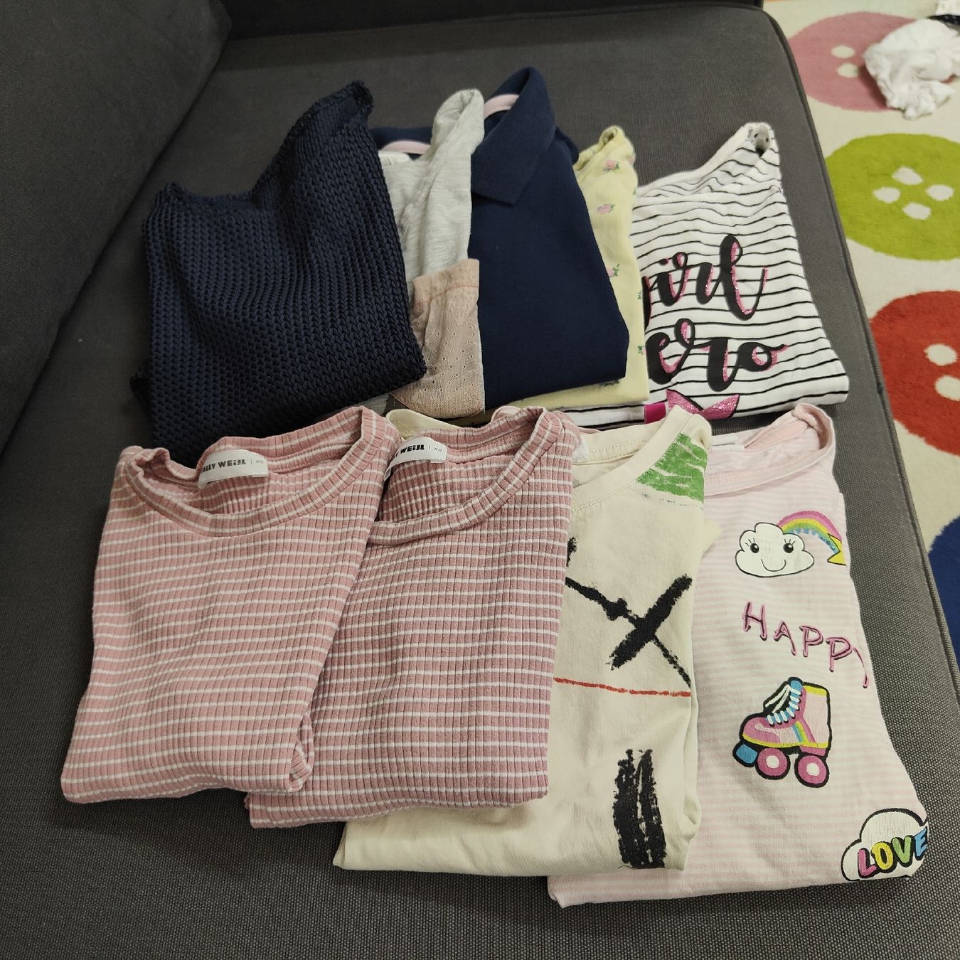 Lotti & Set di vestiti: Kleiderpaket Mädchen Grösse 134/140 – Usato da Rapperswil SG venduto da SabinaBischof 6