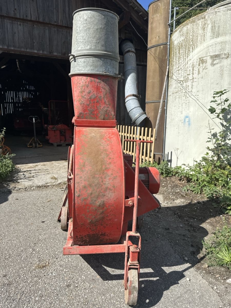 Toutes les machines: Heugebläse – D'occasion à escholzmatt par D.B-Treicheln 2