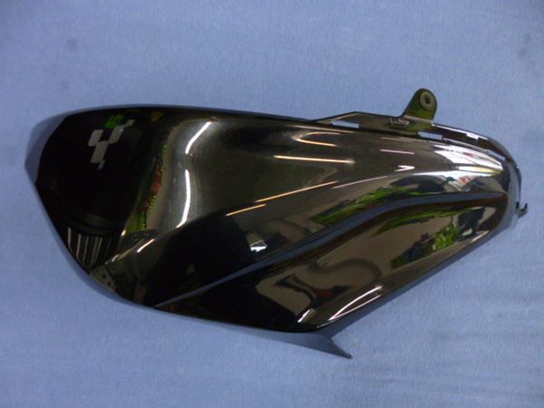 Kawasaki Tutti i ricambio per moto: Kawasaki Z800 / 2016  Tankabdeckung rechts – Usato da Rothrist venduto da THEI2