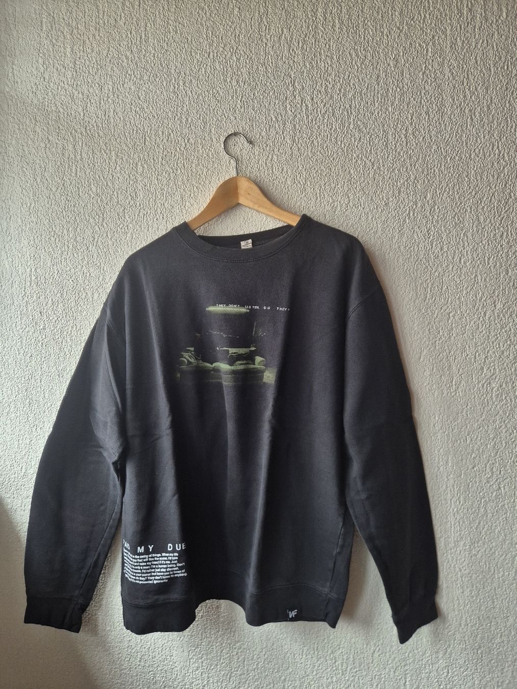 Maglioni & Felpe: NF merch: Paid my dues Sweater – Nuovo (secondo la descrizione) da Bülach venduto da Max_W.