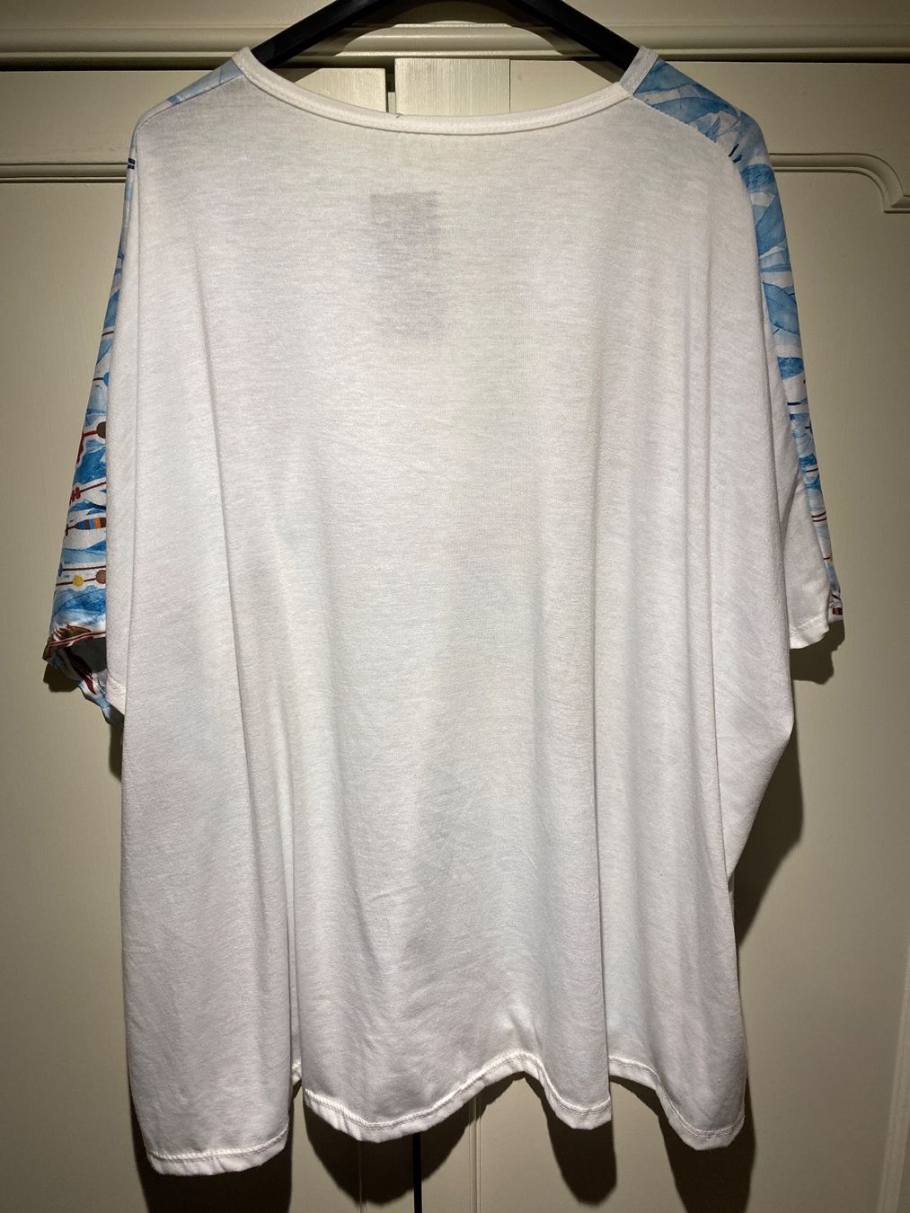 T-shirts: DAMEN SHIRT KURZARM – Neuf avec emballage d'origine à Meienried par ManuelaBoutique 3