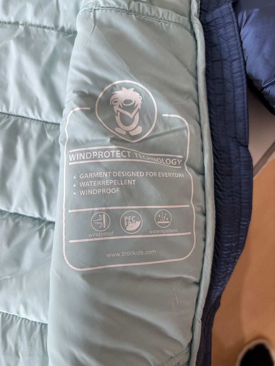 Trollkids Giacche & Cappotti: Gr. 116 - Trollkids Kunstfaserjacke, Neu – Nuovo e nell'imballaggio originale da Nürensdorf venduto da kin_2jn6 2