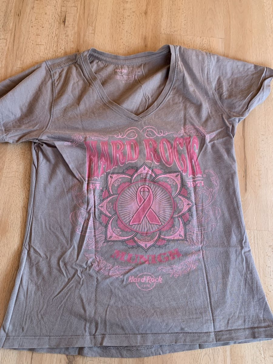 Hard Rock Cafe T-shirt: Hard Rock Cafe München – Usato da Ulrichen venduto da nat_qwf5 1