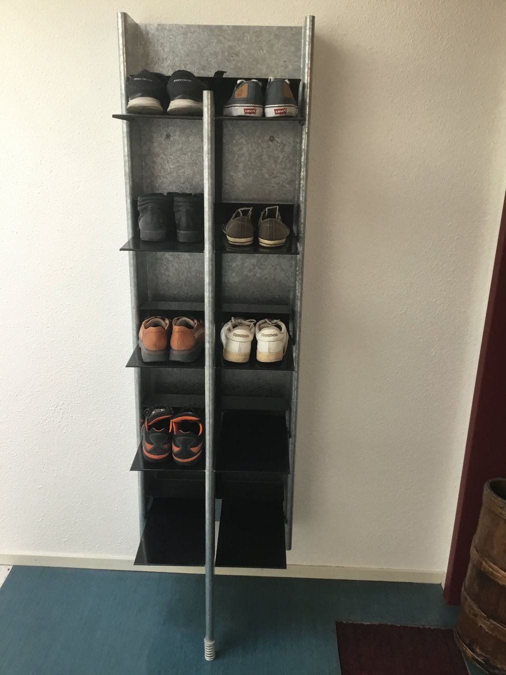 Scaffali: Designer Schuhregal – Usato da Luzern venduto da Santiago5 1