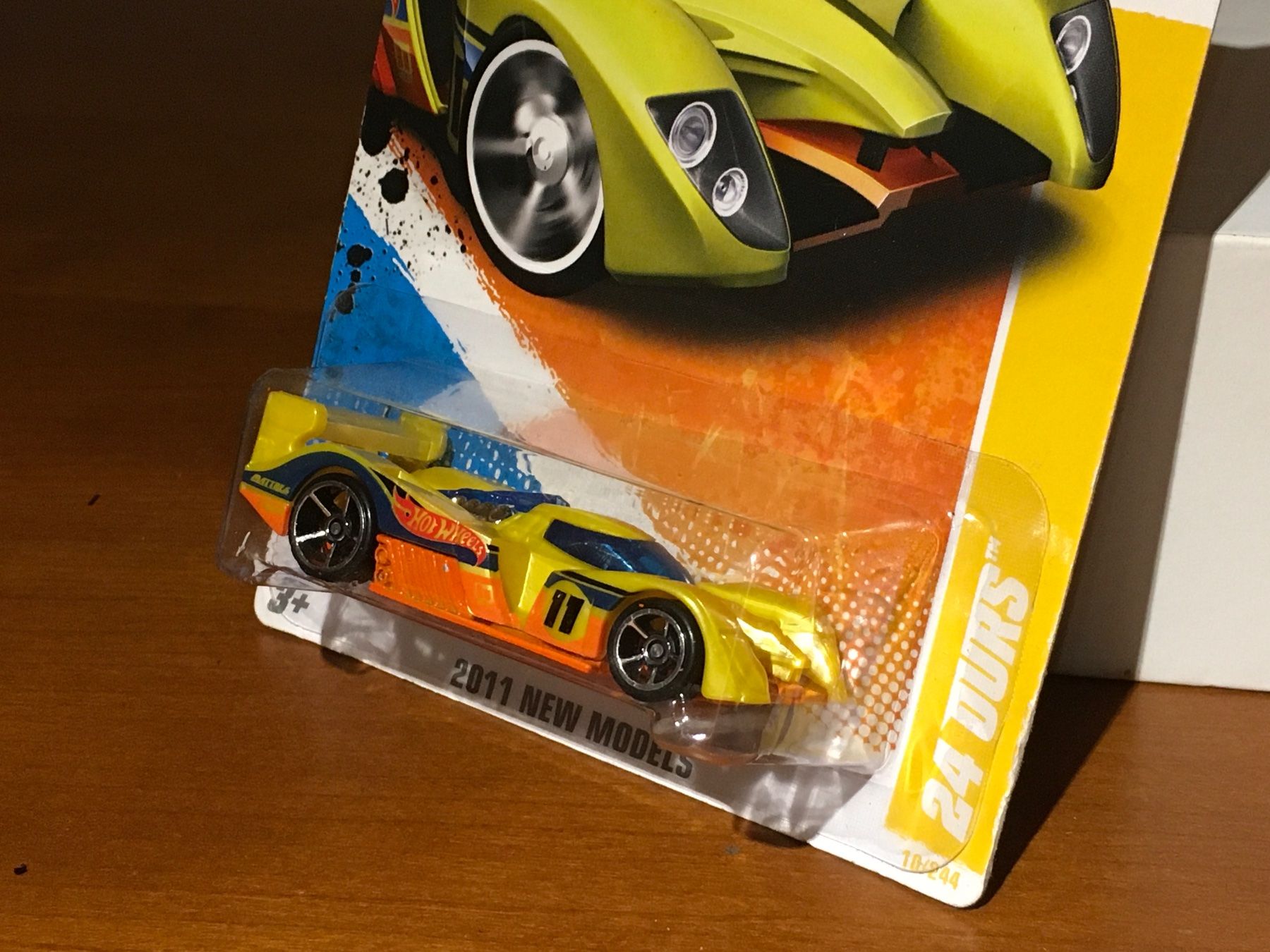 Hot Wheels Modellini d'auto: 24 Ours 1/64 Hot Wheels 2011 HW New Models – Nuovo (secondo la descrizione) da Wohlen AG venduto da PrivatSammlung 1