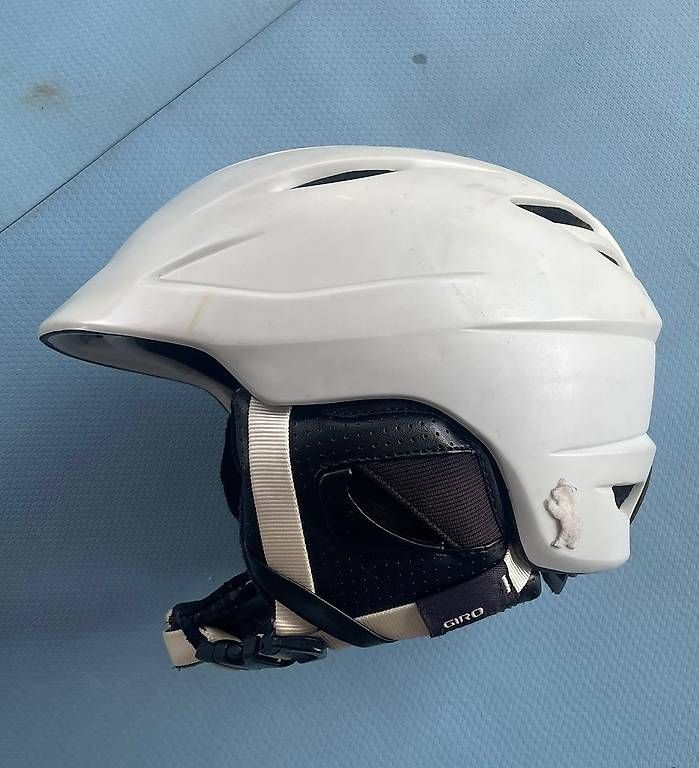 Caschi: Damen Skihelm Giro, Grösse S – Usato da Steffisburg venduto da tho_vh82
