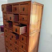 Antiker Apothekerschrank