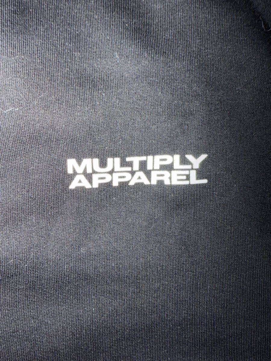 Maglioni & Felpe: Hoodie Multiply Apparel schwarz – Usato da Meilen venduto da laraherre 1