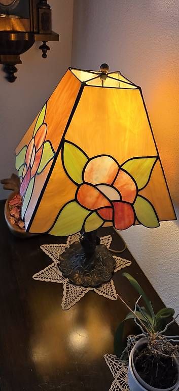 Lampade: Tiffany Tischlampe – Usato da Zürich venduto da Hftech