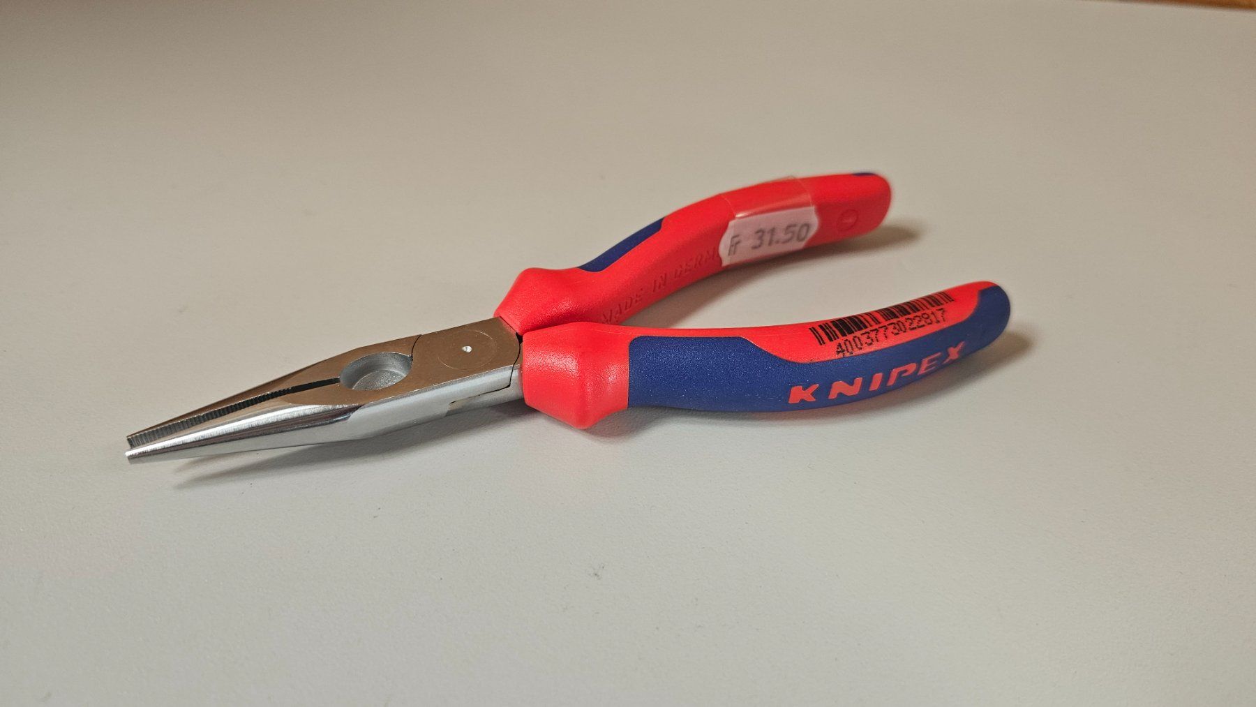 Knipex Tutti gli attrezzi: Knipex Flachrundzange mit Schneide verchromt – Nuovo e nell'imballaggio originale da Koppigen venduto da Bracher_Mail-House