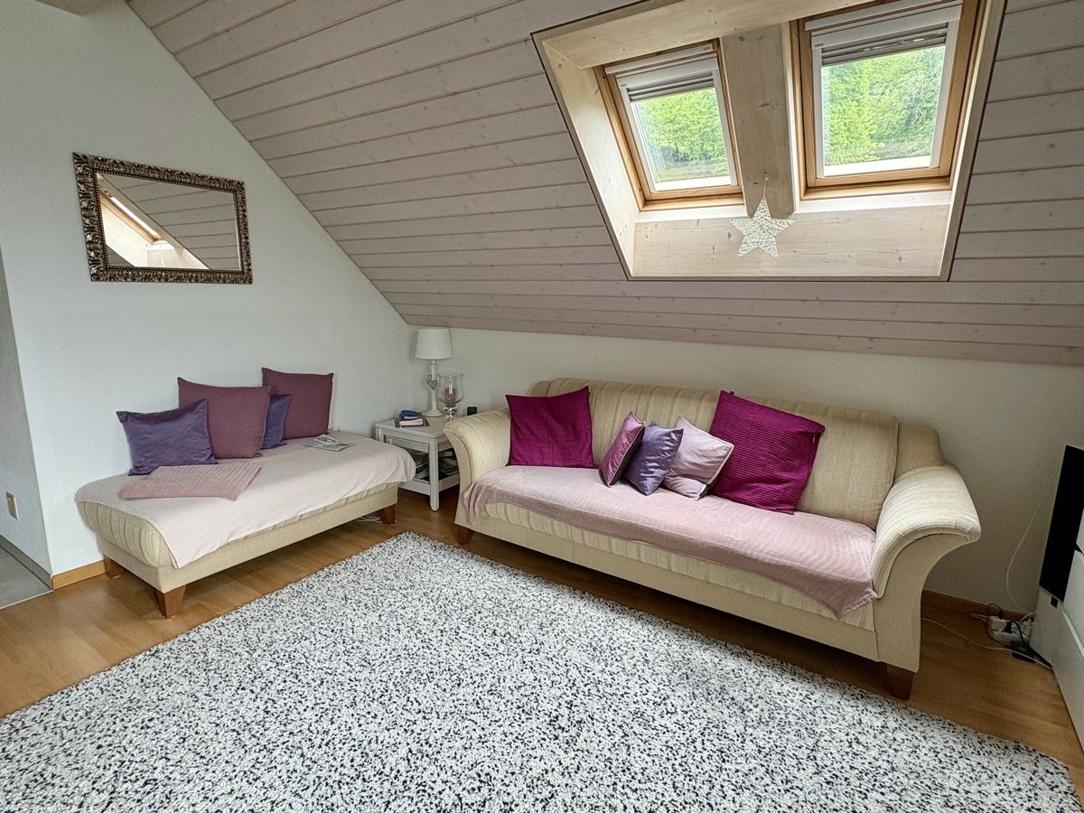 Sofas: Sofa klassisch Stoff – Gebraucht aus Horgen von Pgnehm
