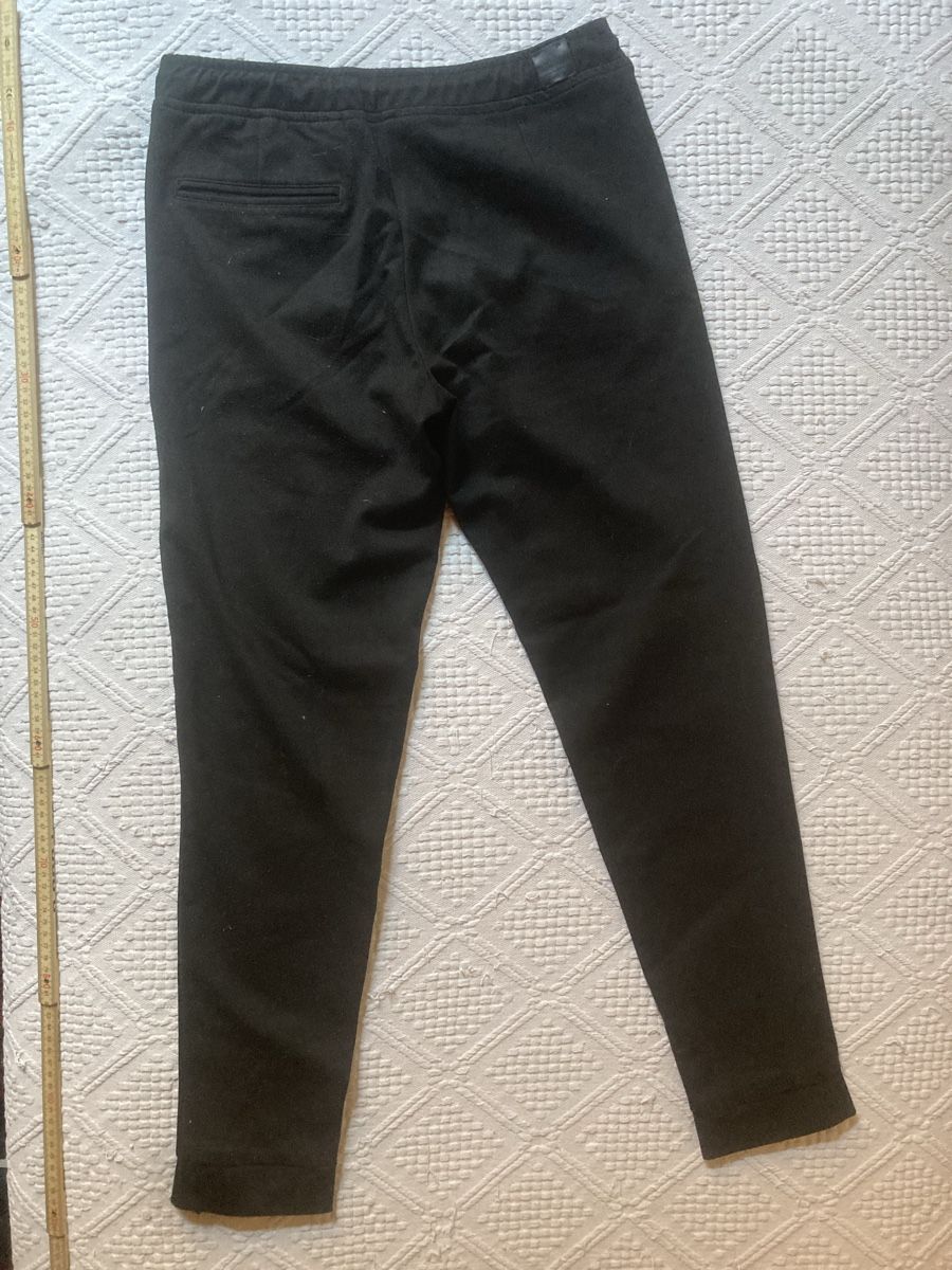 Pantalons: Jogging – D'occasion à Cortébert par col_h56s 1