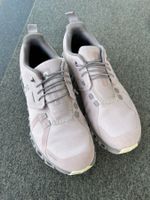 ON Cloud Sneaker