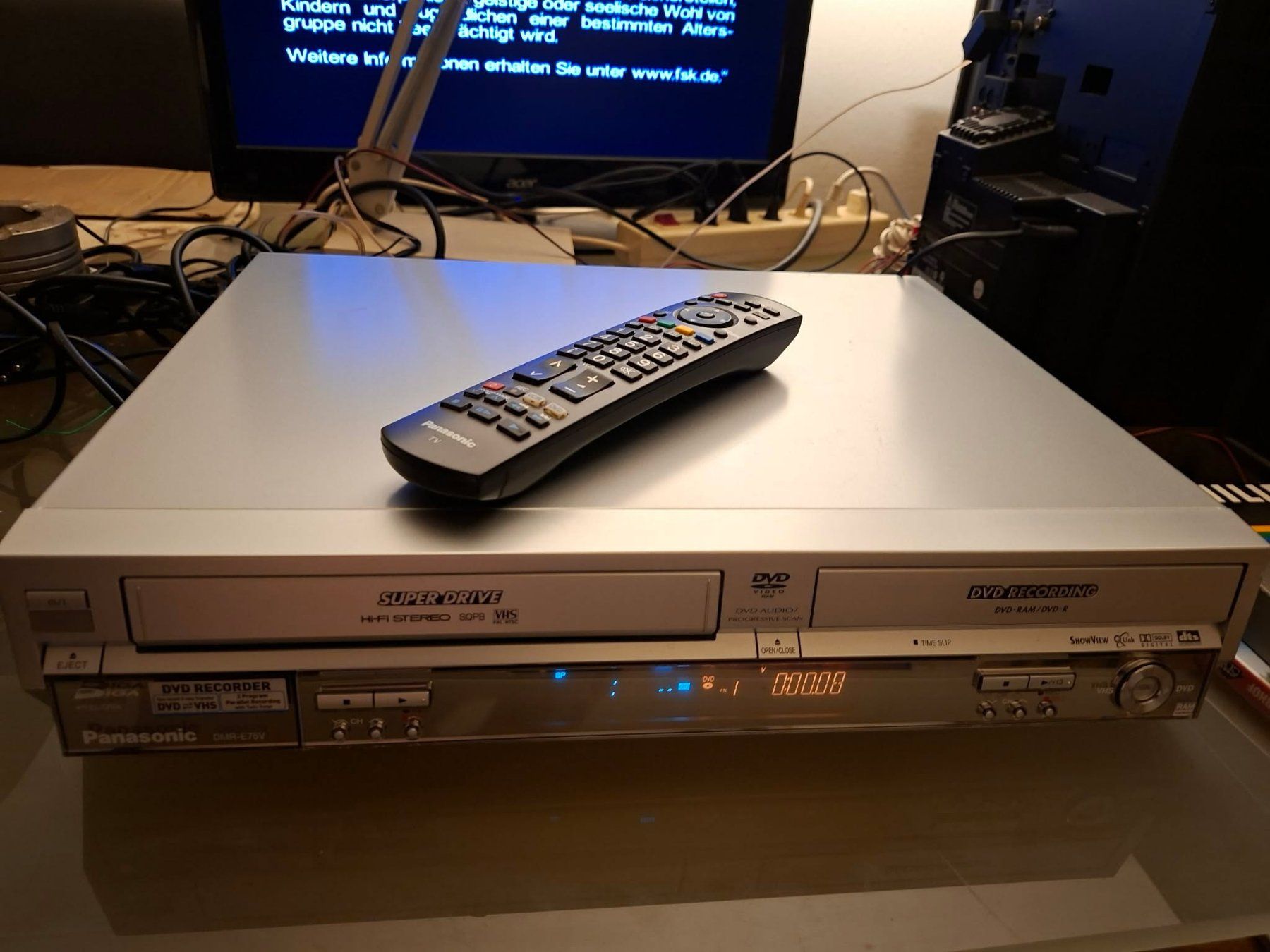 Panasonic Registratori: Panasonic DMR-E75V Kombi  DVD Recorder  und  VHS Recorder – Usato da Wittenbach venduto da Nostalgie1965